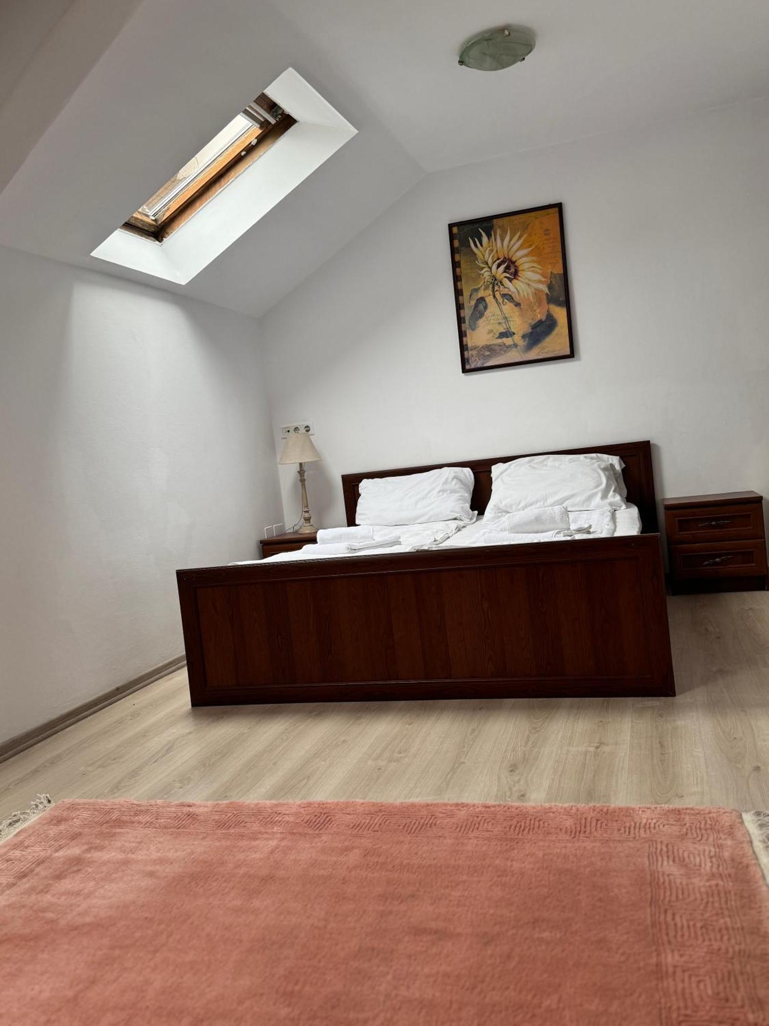 Complex Select Hotel Mediaş Eksteriør billede