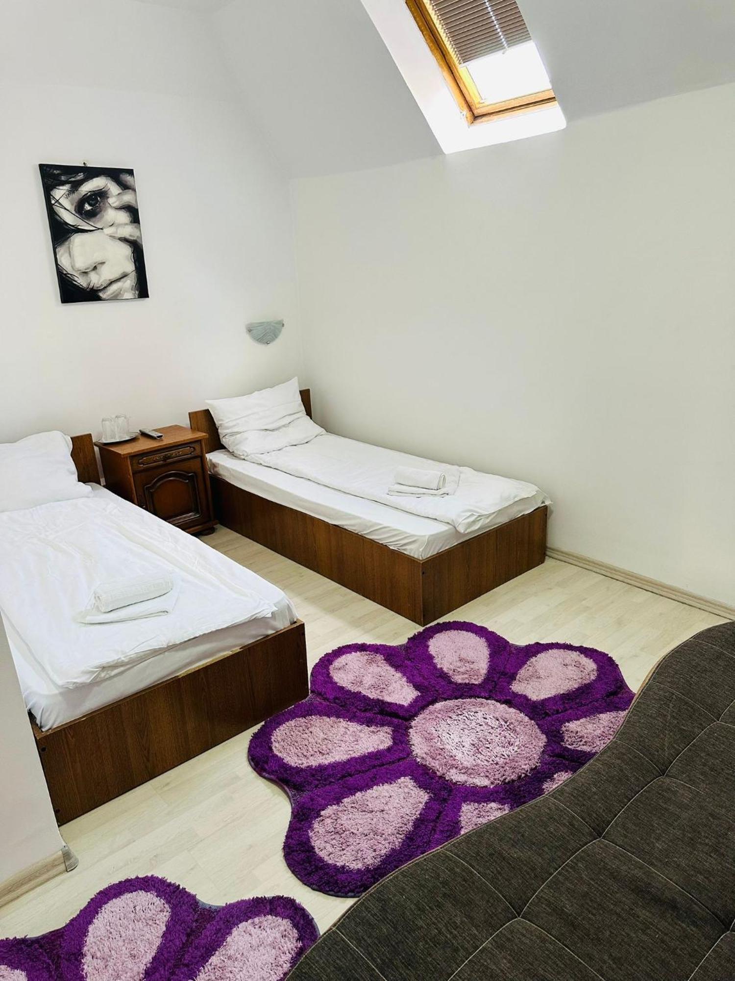 Complex Select Hotel Mediaş Eksteriør billede