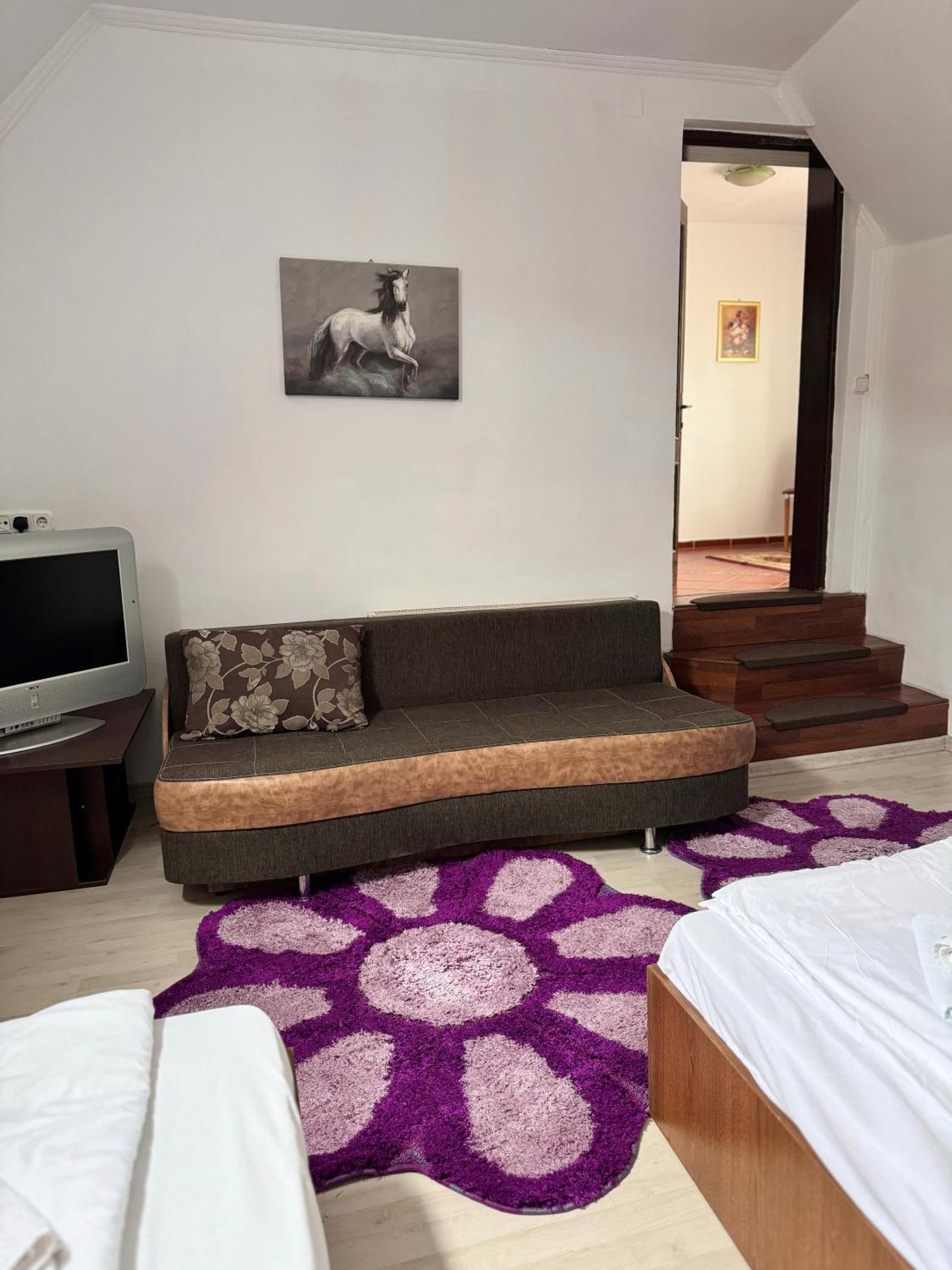 Complex Select Hotel Mediaş Eksteriør billede